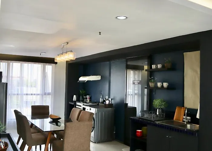 Soho-style Loft - Center With 4br, Wifi And Gameroom Appartamento *