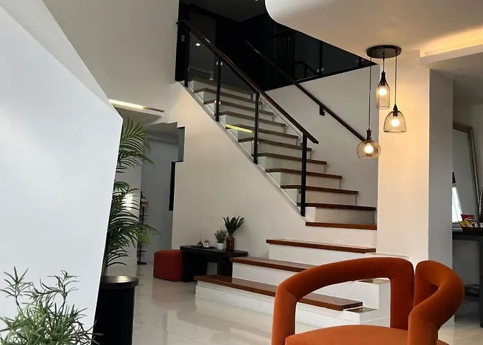 Appartamento Soho-style Loft - Center With 4br, Wifi And Gameroom *